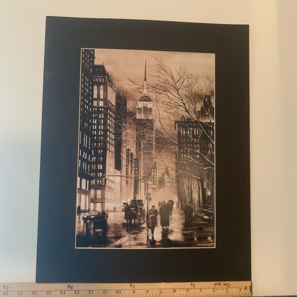 New York City 20inch by 16inch Picture Frame - Picture 2 of 2